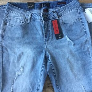 Skinny jeans